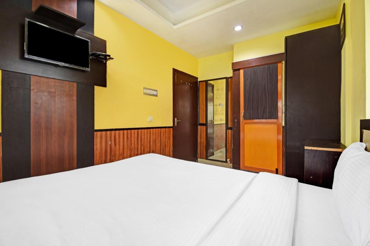 Flagship Hotel Eden 加尔各答 外观 照片
