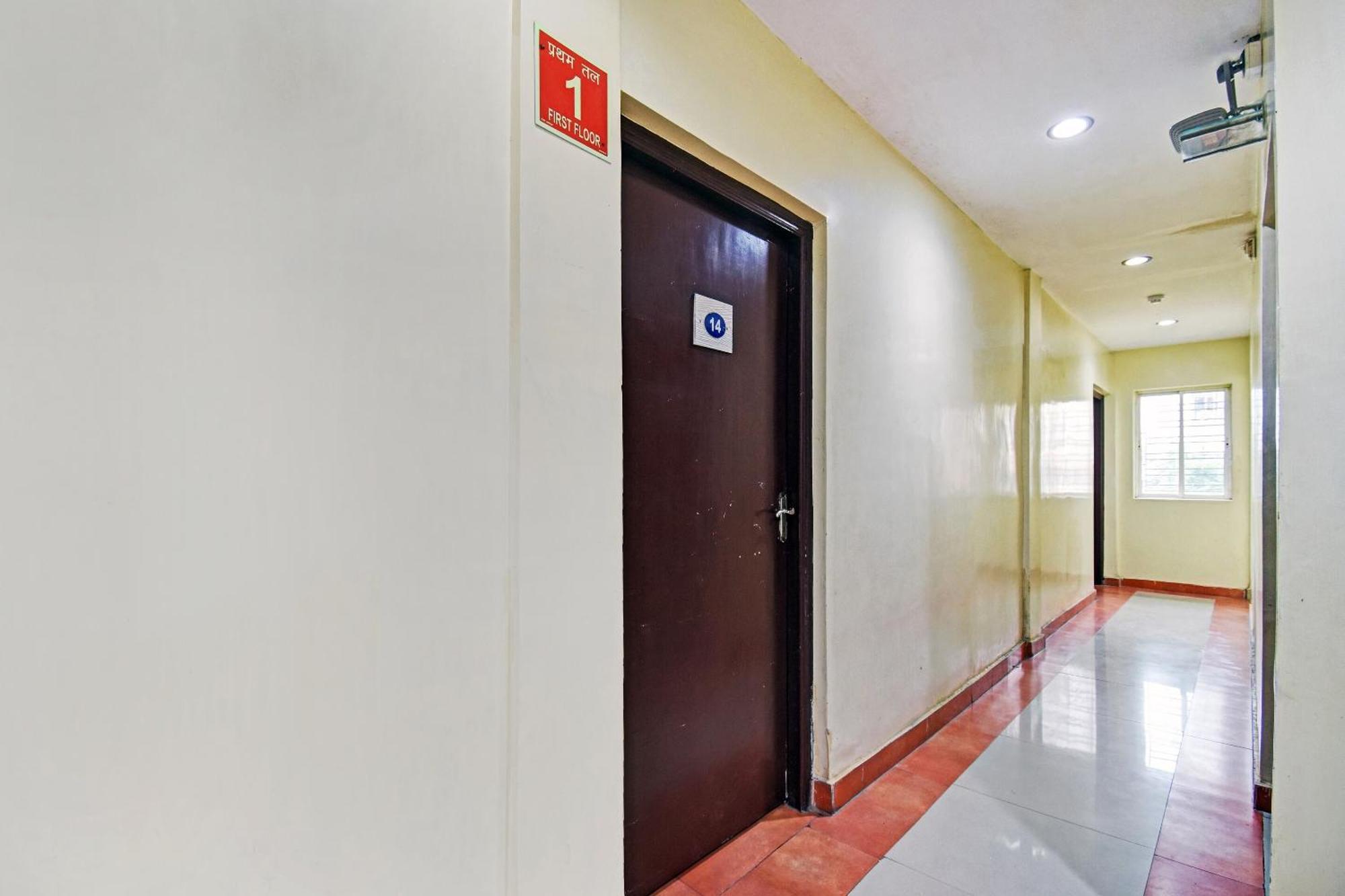 Flagship Hotel Eden 加尔各答 外观 照片
